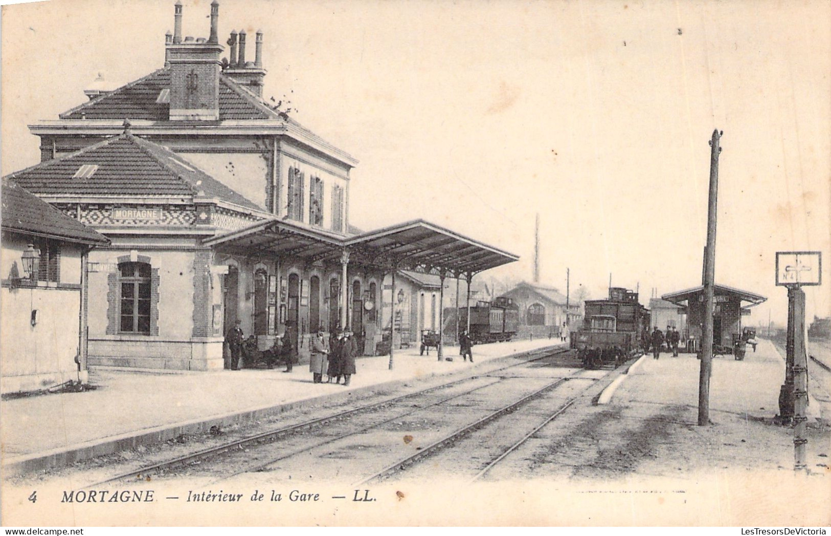 FRANCE - Mortagne - Intérieur De La Gare - Train En Gare - Chemin De Fer - Carte Postale Ancienne - Mortagne Au Perche