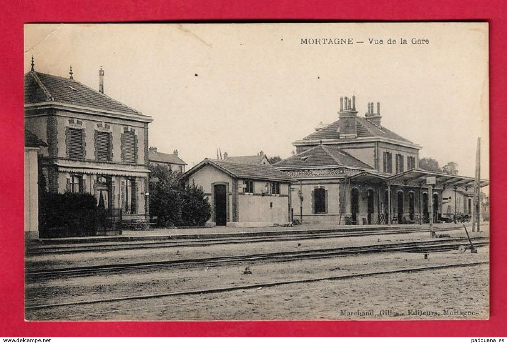 AD812 61 ORNE  MORTAGNE AU PERCHE  VUE DE LA GARE - Stations Without Trains