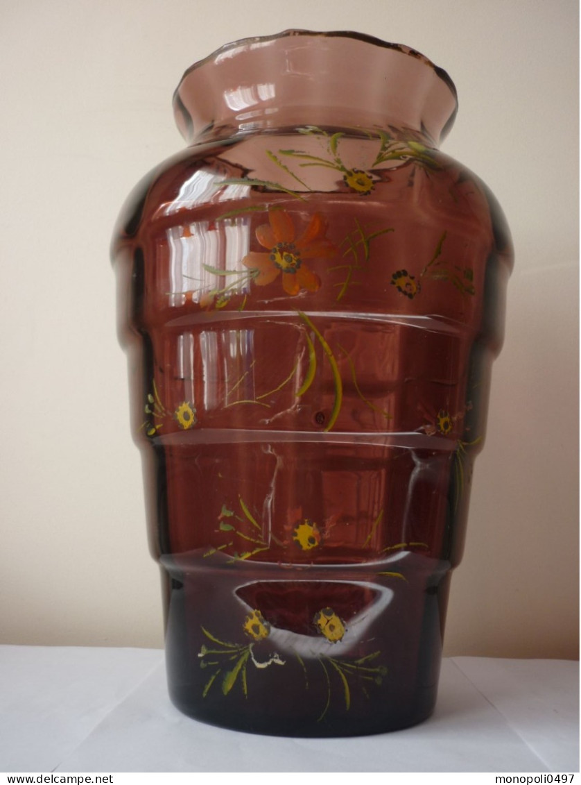 Verrerie De Doyen - Vase Mauve Avec Décor Floral - Religion & Esotérisme