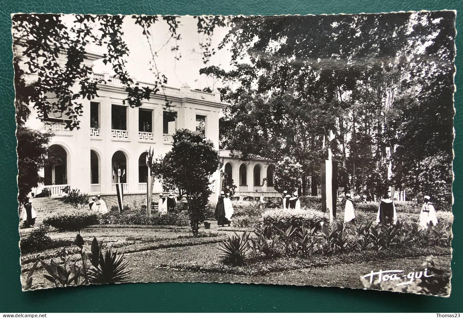 Yaoundé, Le Palais Du Gouvernement, Lib "Au Messager", N° 706 - Kamerun