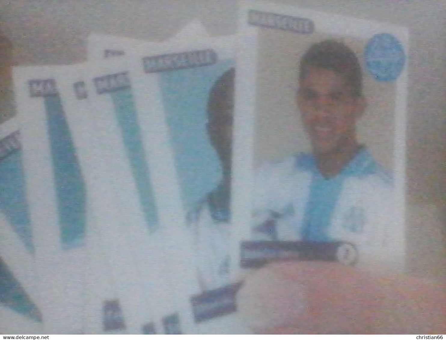 FOOTBALL 2001  : 13 STICKERS OLYMPIQUE MARSEILLE AVEC ADRIANO- INGESSON-POUGET-MARCELINHO-NGOTTY - Franse Uitgave