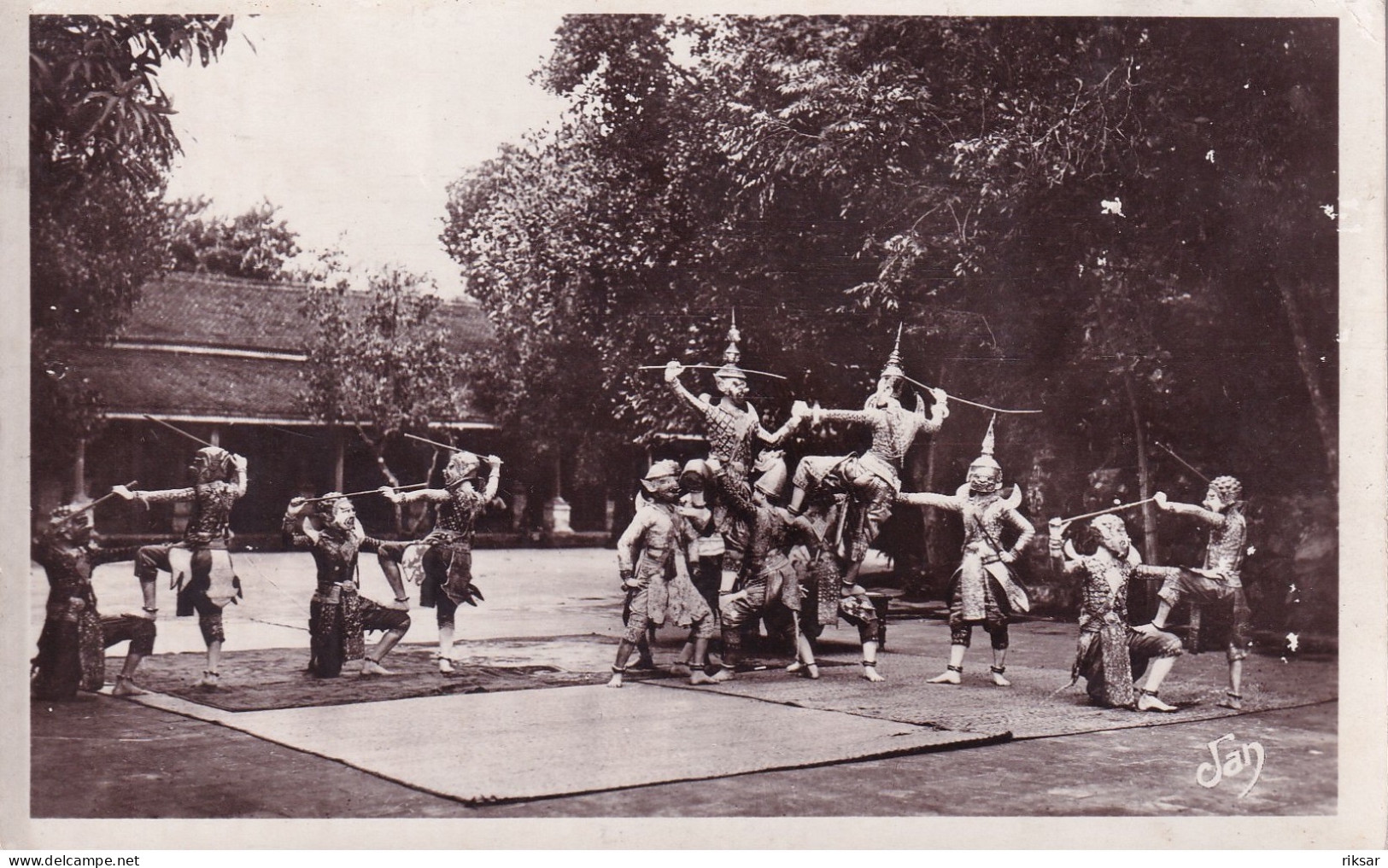 CAMBODGE(ANGKOR) TYPE(DANSEUSE) - Camboya