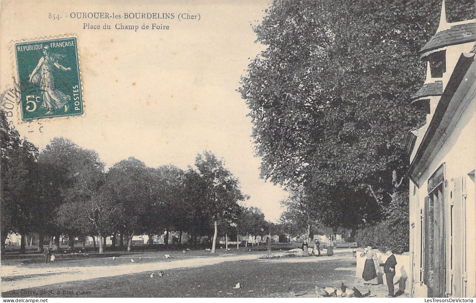 FRANCE - Ourouer Les Bourdelins - Place Du Champ De Foire - Carte Postale Ancienne - Autres & Non Classés