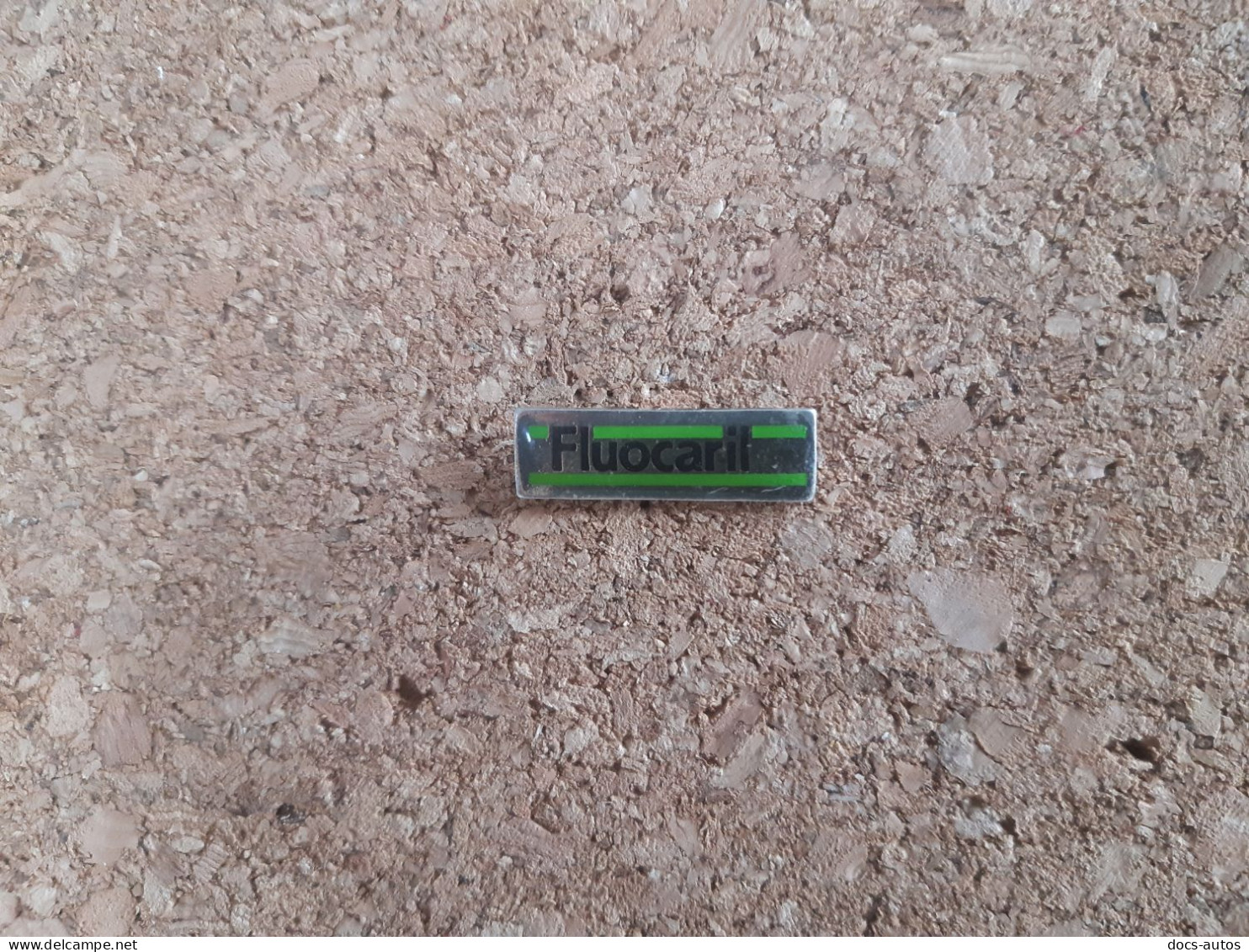 Pin's Dentifrice Fluocaril - Trademarks