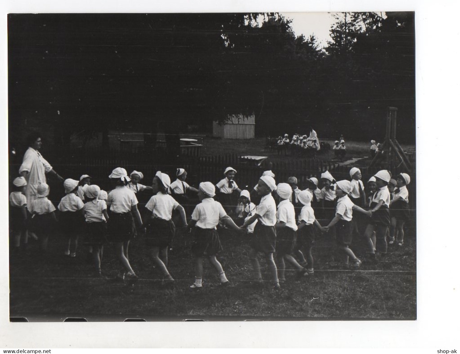 F5903/ Kindergarten Im Ferienlager Junge Pioniere Foto Ca.1960  24x18 Cm - Unclassified