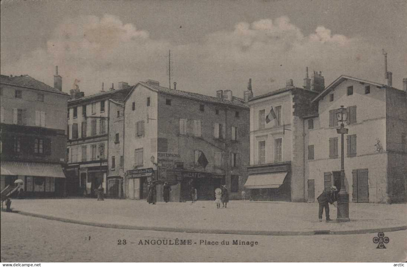 ANGOULËME Place Du Minage - Angouleme