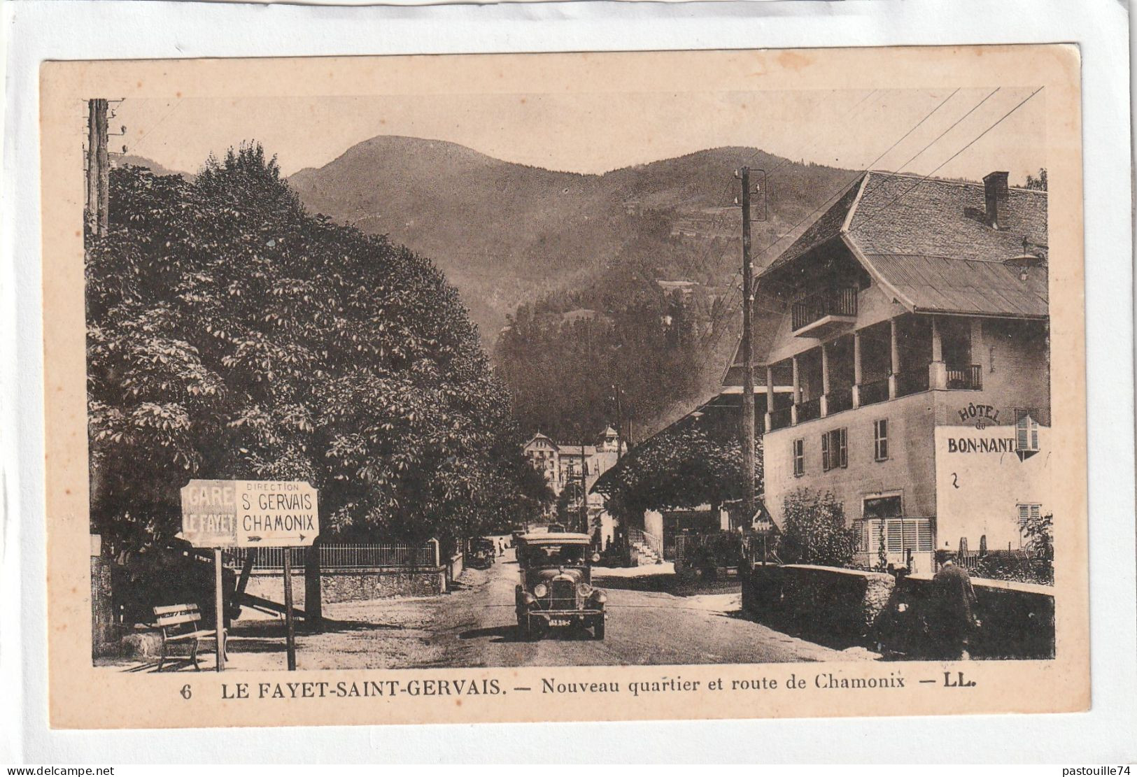 CPA :  14 X 9  -   LE FAYET - SAINT-GERVAIS.  -  Nouveau Quartier Et Route De Chamonix - Saint-Gervais-les-Bains