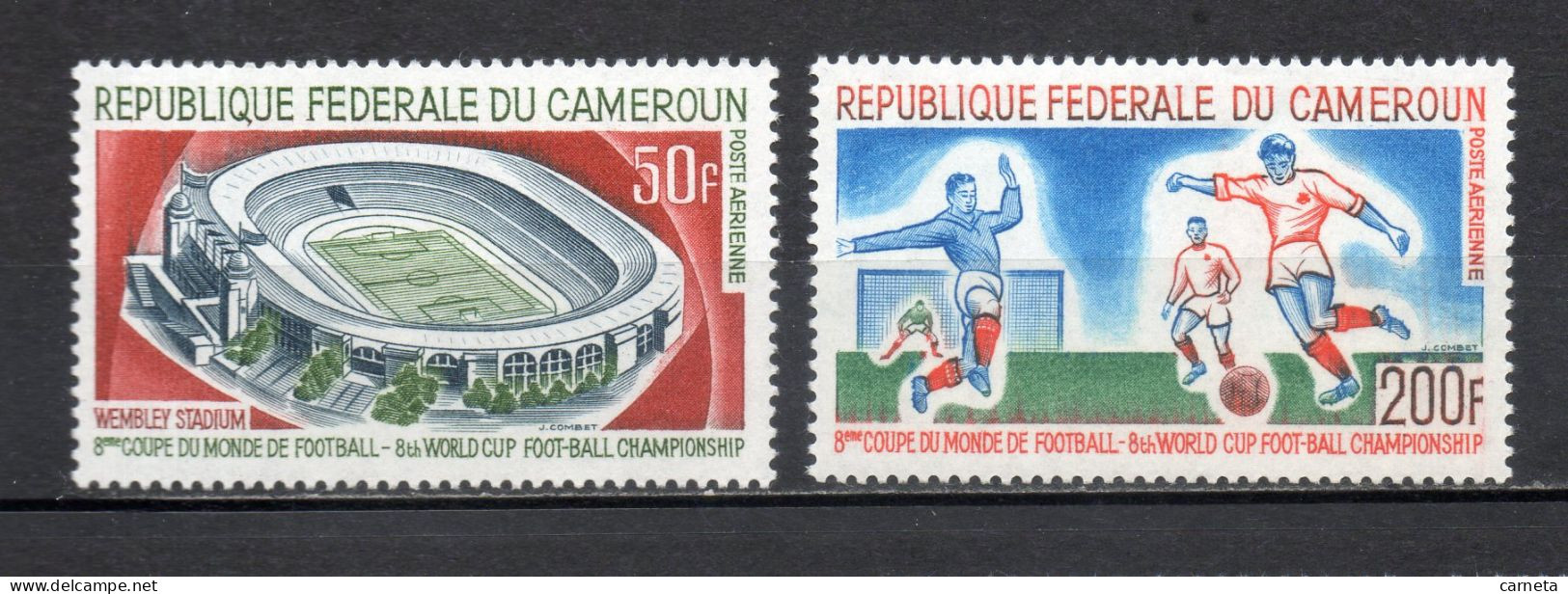 CAMEROUN  PA  N° 88 + 89   NEUFS SANS CHARNIERE COTE  7.00€   FOOTBALL SPORT STADE - Kameroen (1960-...)