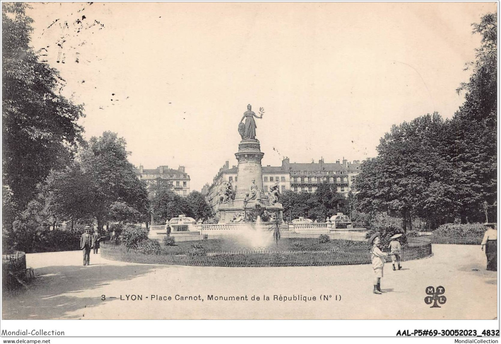 AALP5-69-0445 - LYON - Place De Carnot-Monument De La Republique - Lyon 1