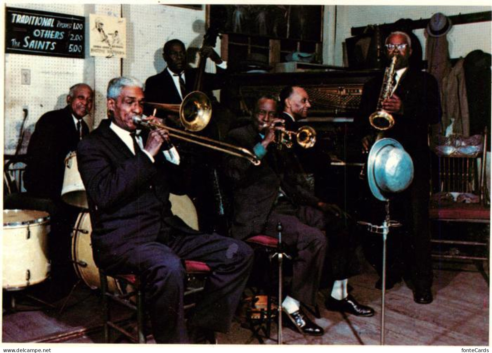 73946746 New_Orleans_Louisiana_USA Jazz Band Bourbon Street - Otros & Sin Clasificación