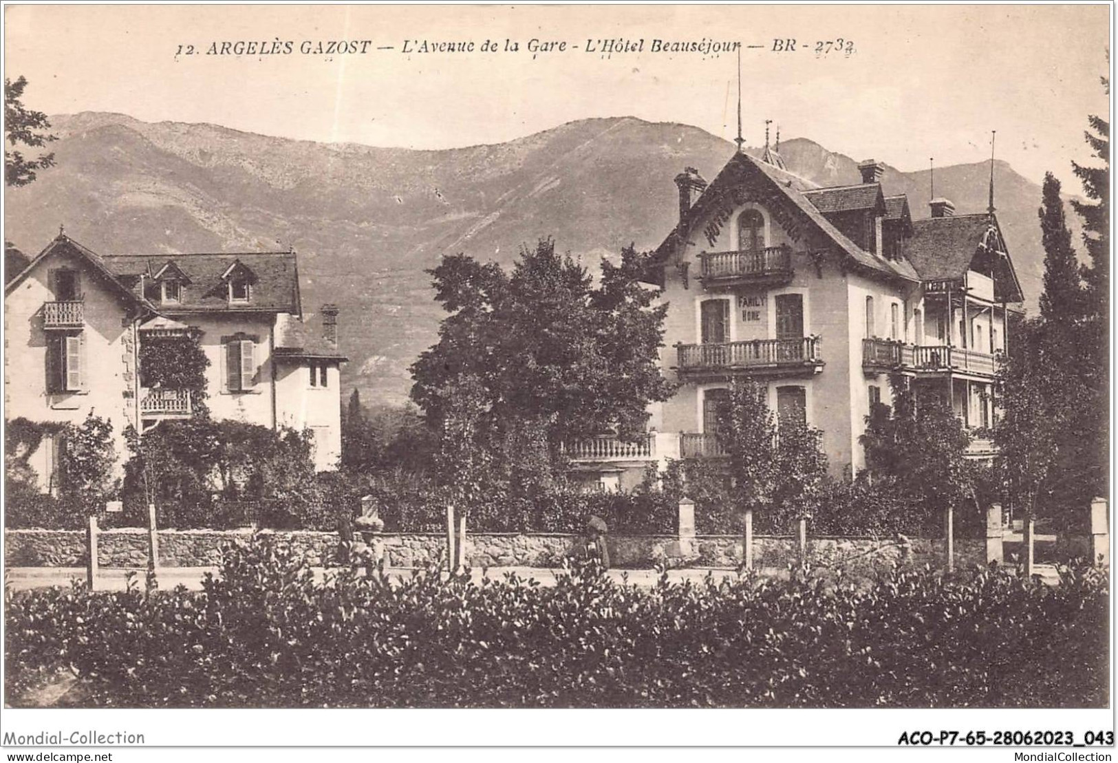 ACOP7-65-0635 - ARGELES-GAZOST - L'avenue De La Gare - L'hôtel Beauséjour - Argeles Gazost