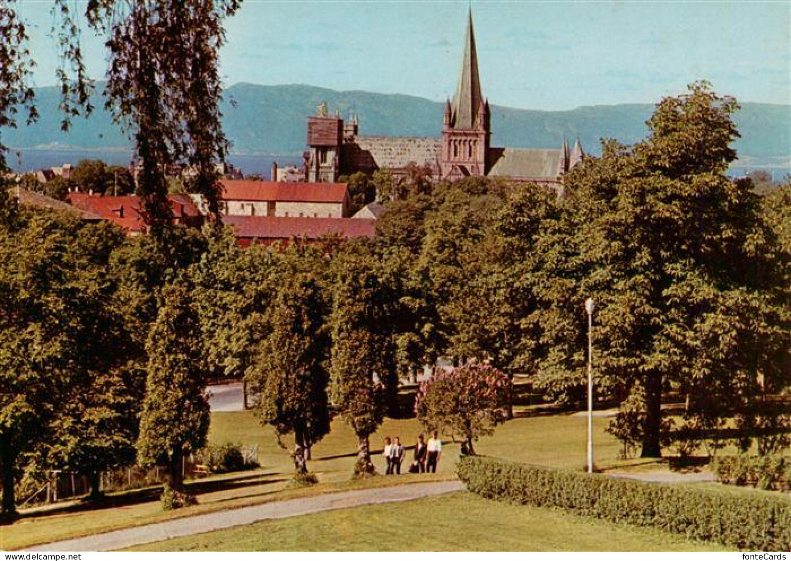 73945178 Trondheim_Trondhjem_Norge Fra Hogskoleparken Med Domkirken I Bakgrunnen - Norvegia