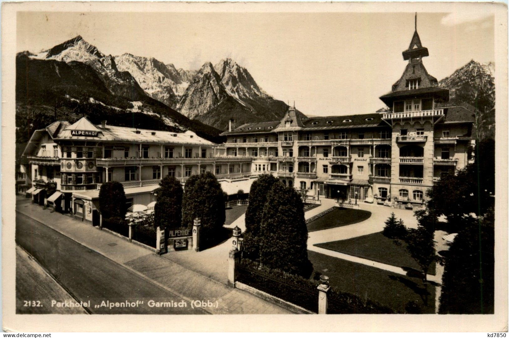 Garmisch - Parkhotel Alpenhof - Garmisch-Partenkirchen