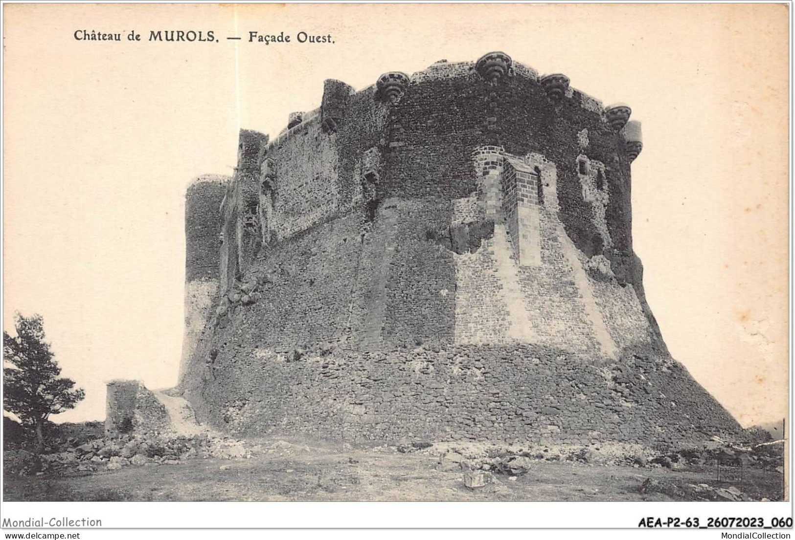 AEAP2-63-0123 - Chateau De MUROLS - Facade Ouest - Issoire