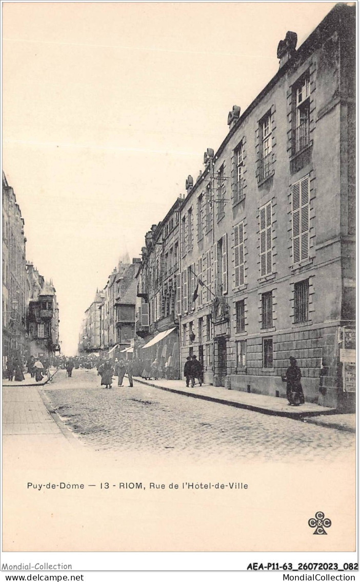 AEAP11-63-1030 - PUY-DE-DOME - RIOM - Rue De L'hotel-de-ville - Riom