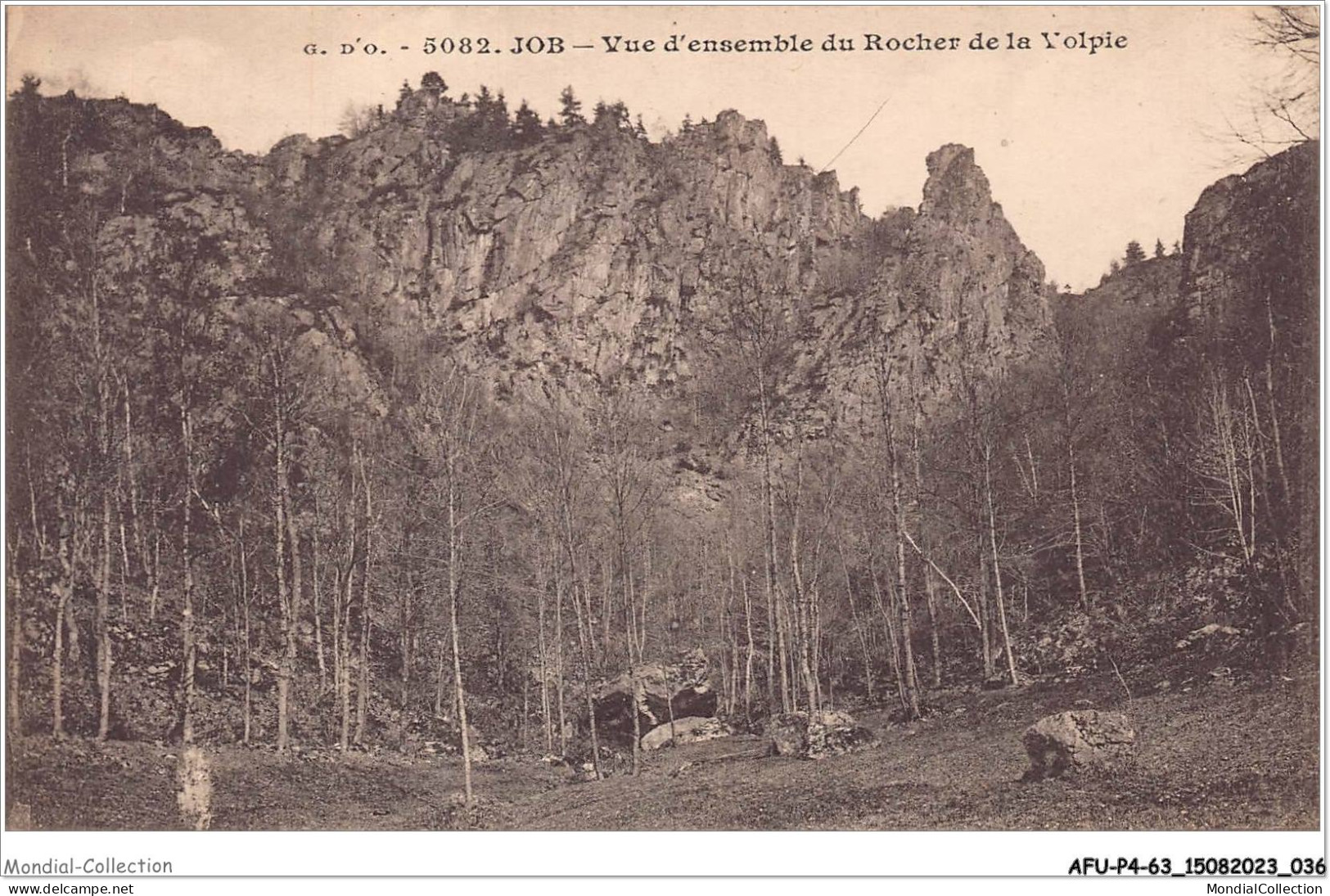 AFUP4-63-0299 - JOB - Vue D''ensemble Du Rocher De La Volpie - Ambert