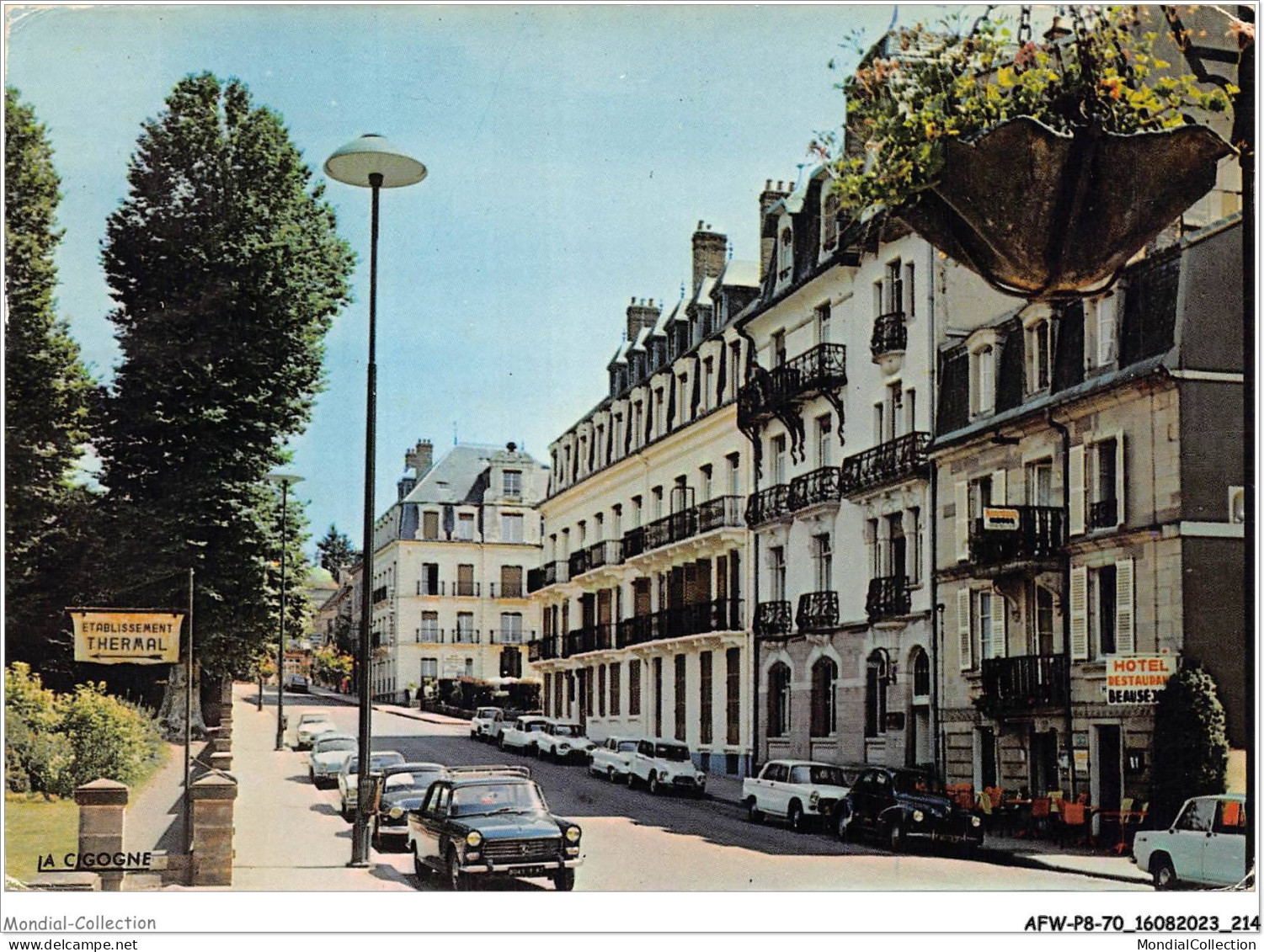 AFWP8-70-0876 - LUXEUIL-LES-BAINS - Haute-saône - L'avenue Des Thermes Et Les Grands Hôtels - Luxeuil Les Bains