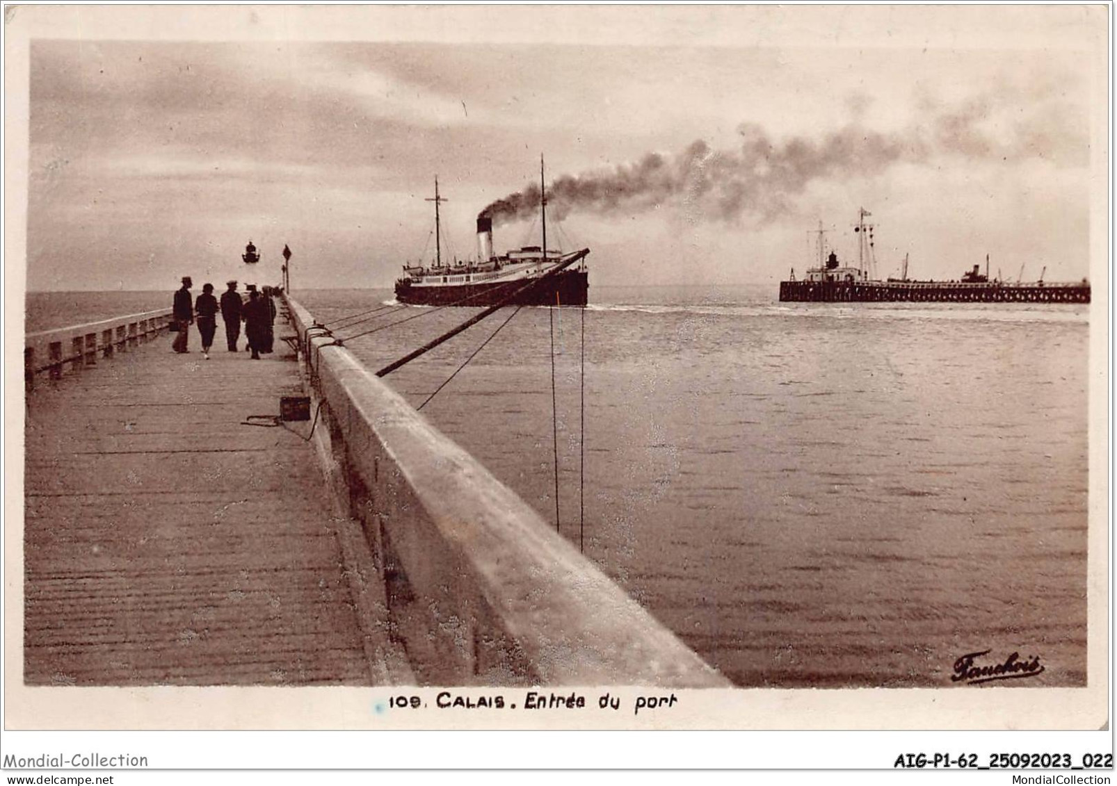 AIGP1-62-0012 - CALAIS - Entrée Du Port - Calais