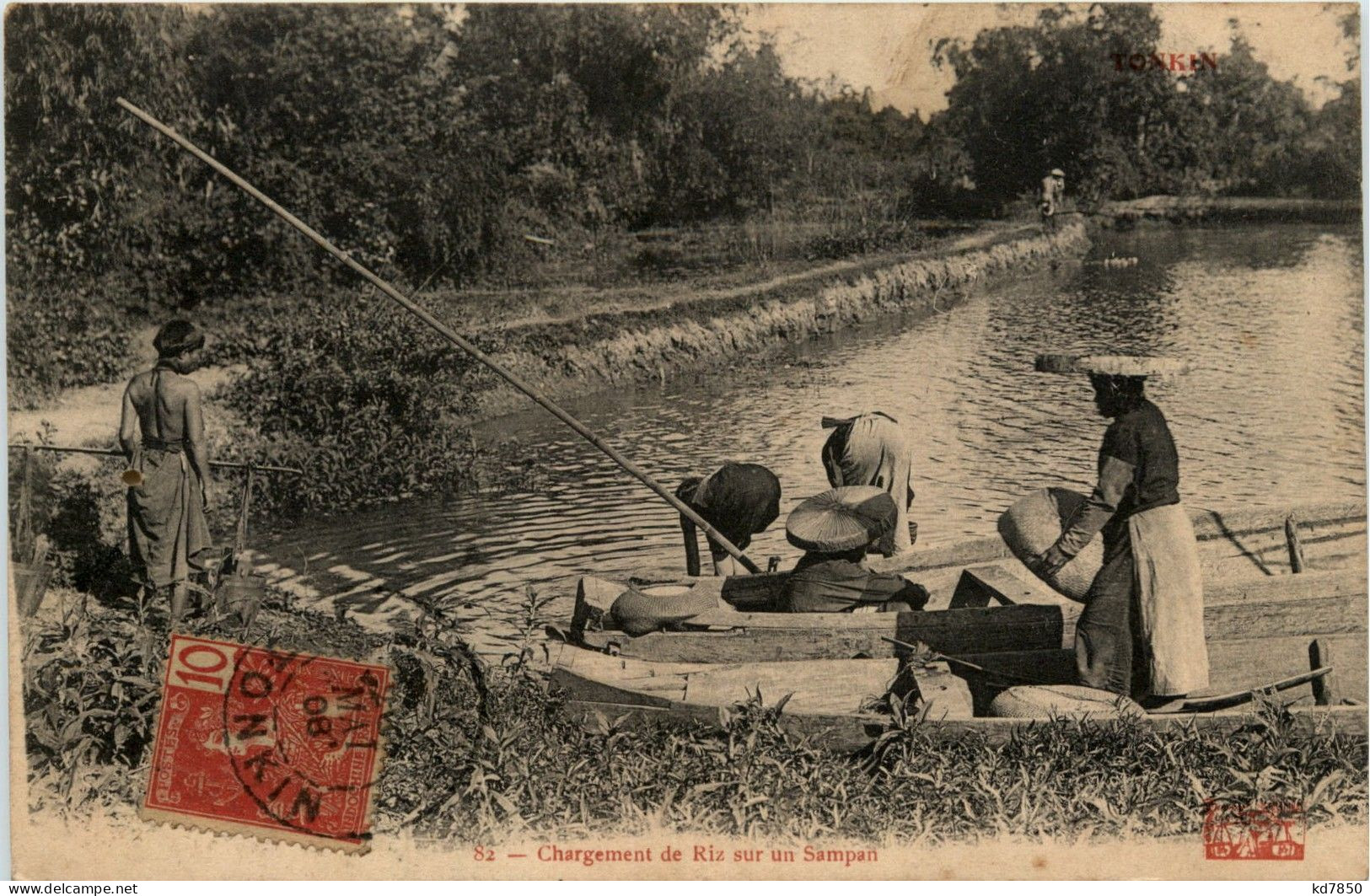 Chargement De Riz Sur Un Sampan - Vietnam