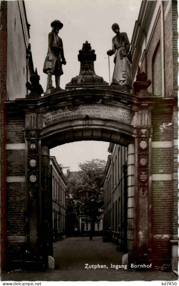 Zutphen - Ingang Bornhof - Zutphen