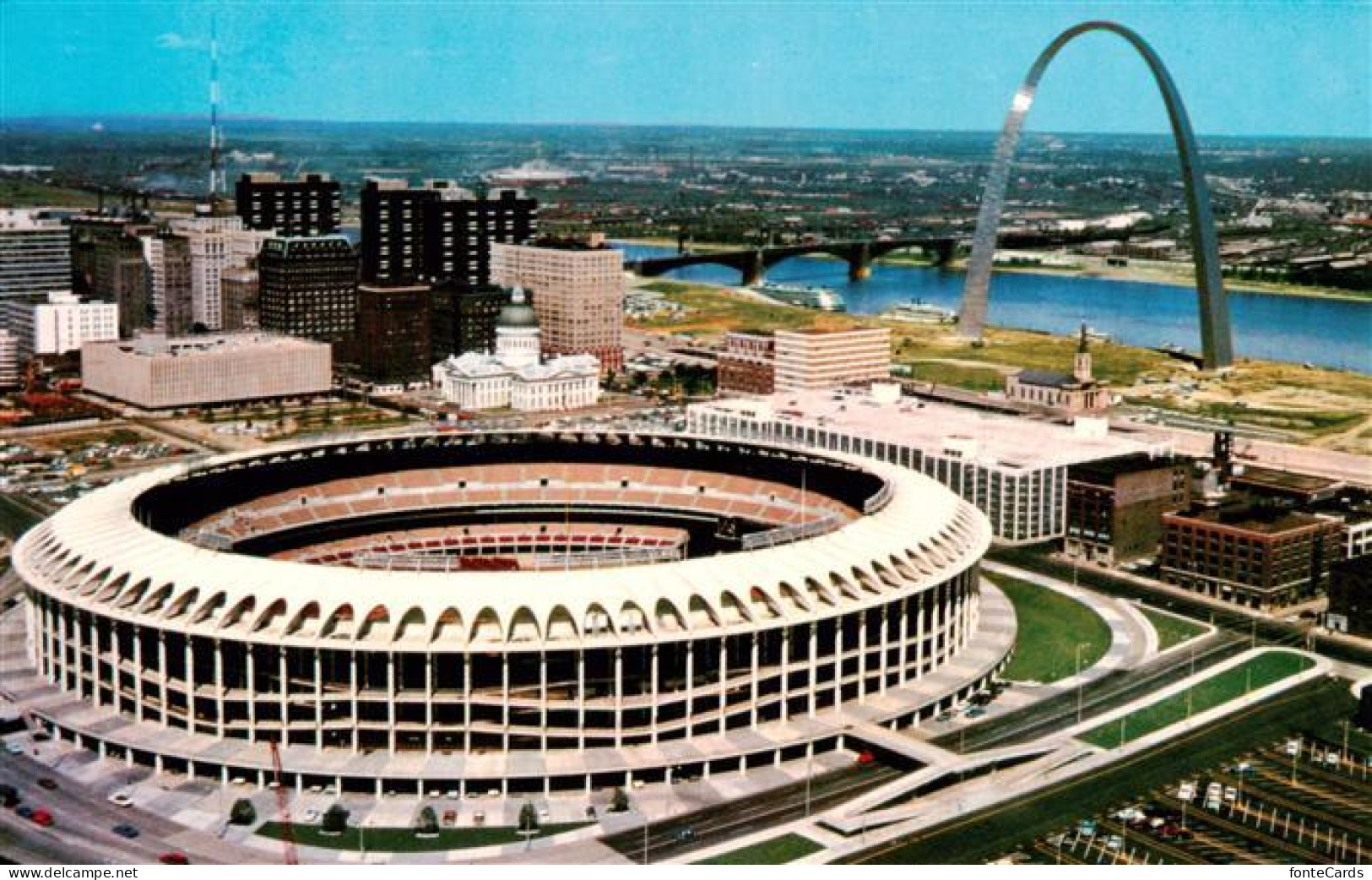 73881136 St Louis Missouri MO USA Civic Center And Gateway Arch Aerial View  - Autres & Non Classés