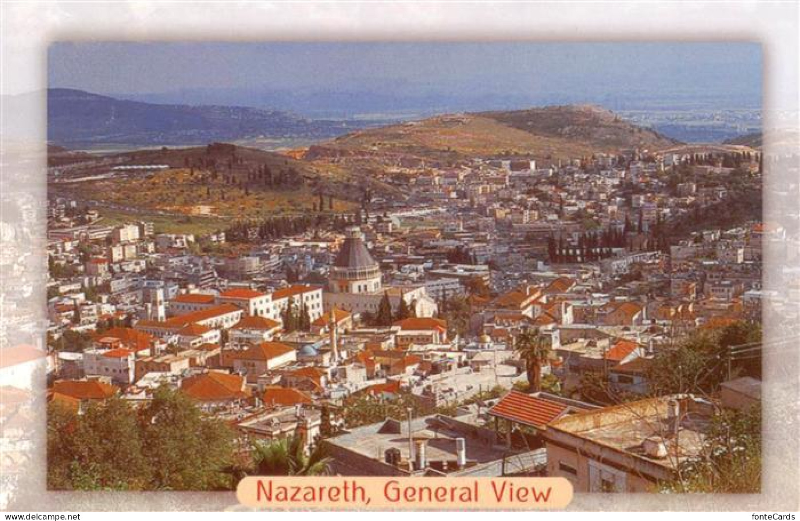 73879694 Nazareth Israel General View With The Church Of The Annunciation In The - Israël