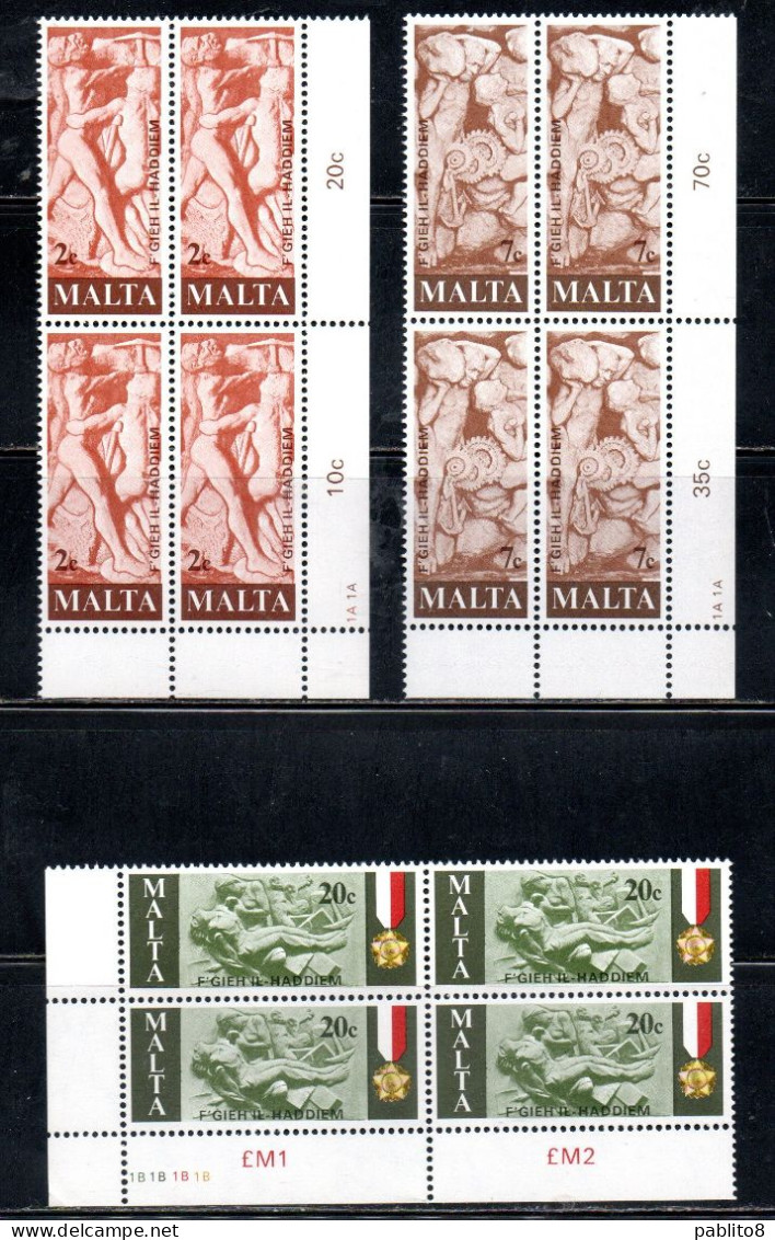 MALTA 1977 TRIBUTE TO MALTESE WORKERS SCULPTURES SCULTURE DEI LAVORATORI COMPLETE SET SERIE COMPLETA BLOCK QUARTINA MNH - Malte