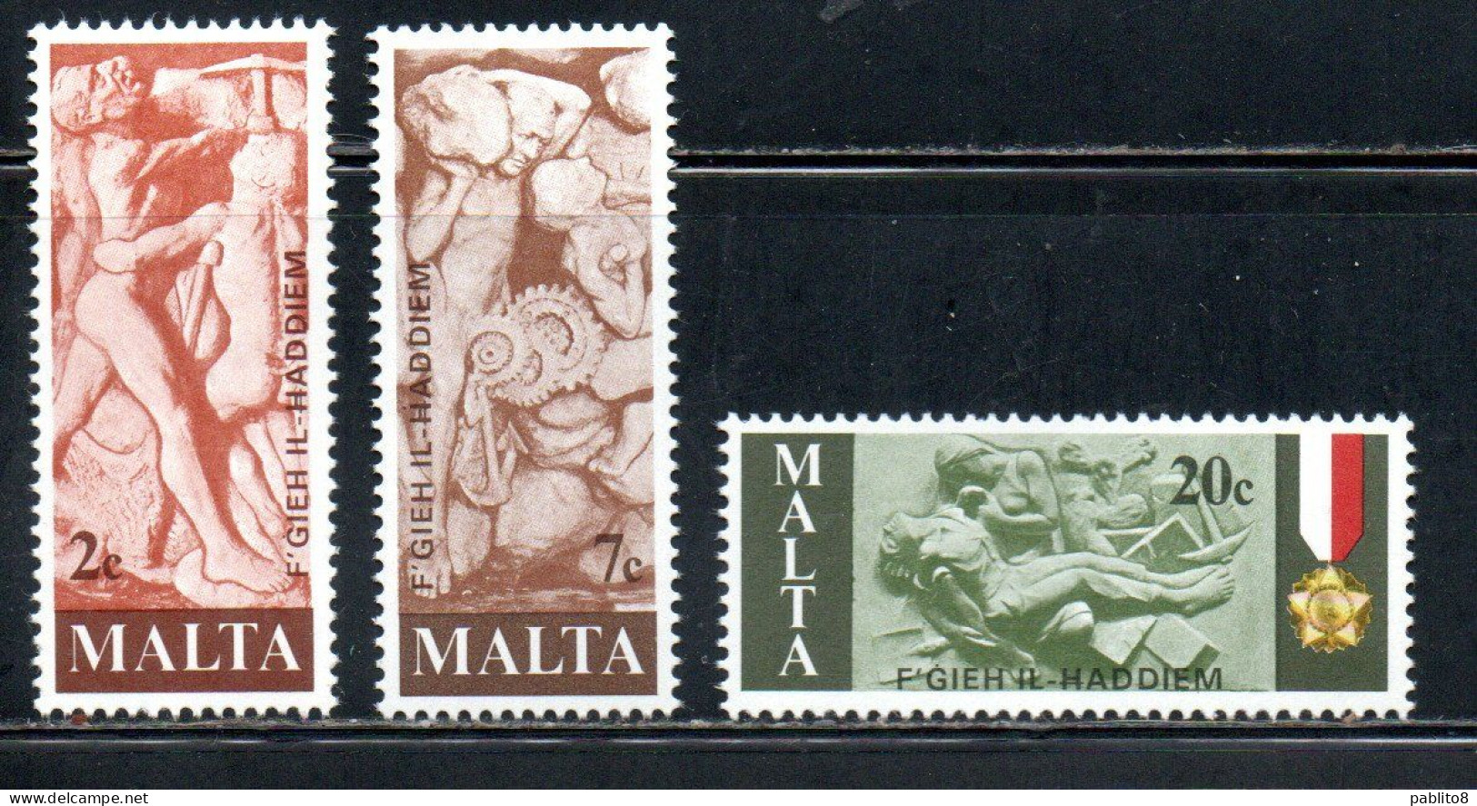 MALTA 1977 TRIBUTE TO MALTESE WORKERS SCULPTURES SCULTURE DEI LAVORATORI COMPLETE SET SERIE COMPLETA MNH - Malta