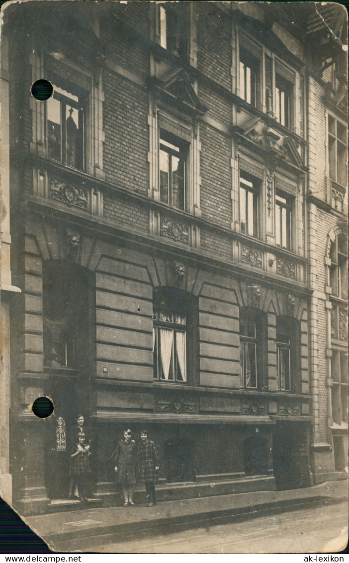 Hausfassaden Privataufnahmen Mit Menschen Haus Pulverweg 13 (Kaumann) 1917 - Non Classés