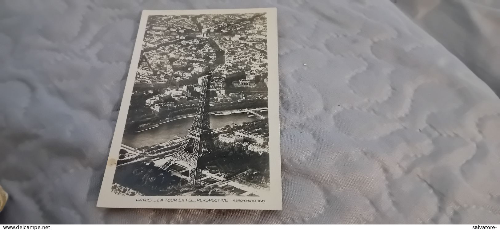 CARTOLINA PARIS- LA TOUR EIFFEL PERSPECTIVE AERO PHOTO- ANNI 30- FORMATO PICCOLO NON VIAGGIATA - Eiffelturm