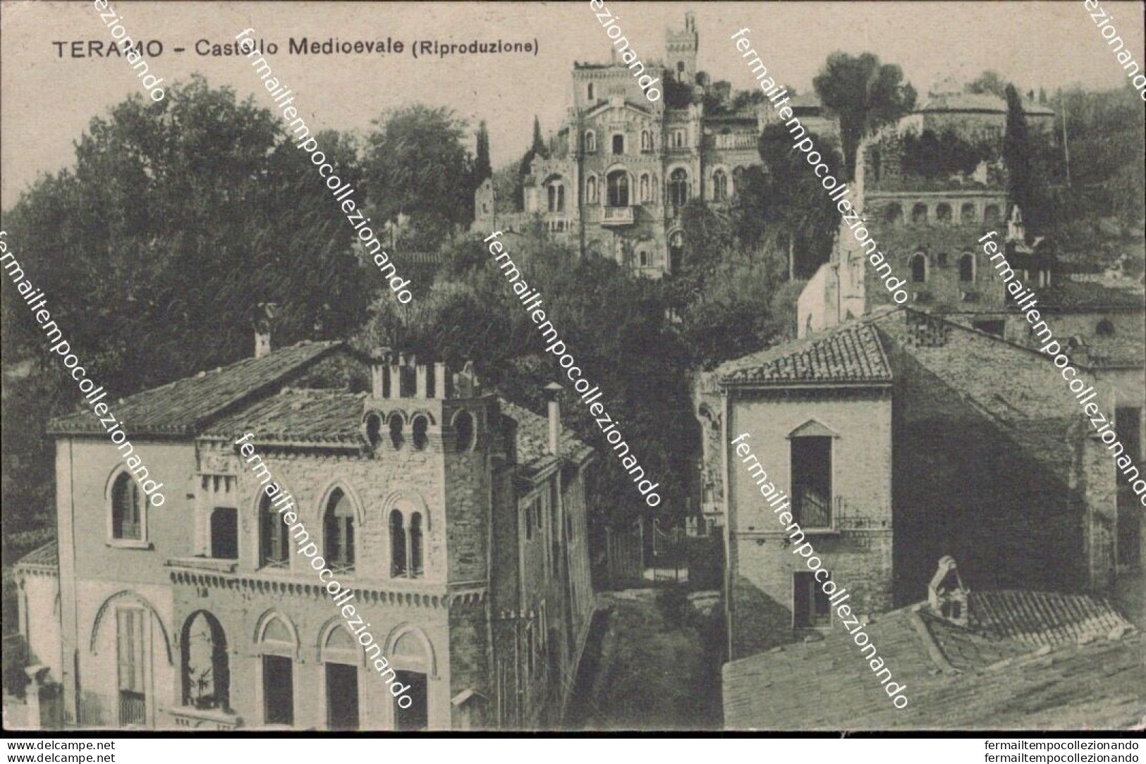 Aq553 Cartolina  Teramo Citta' Castello Medioevale 1925 - Teramo