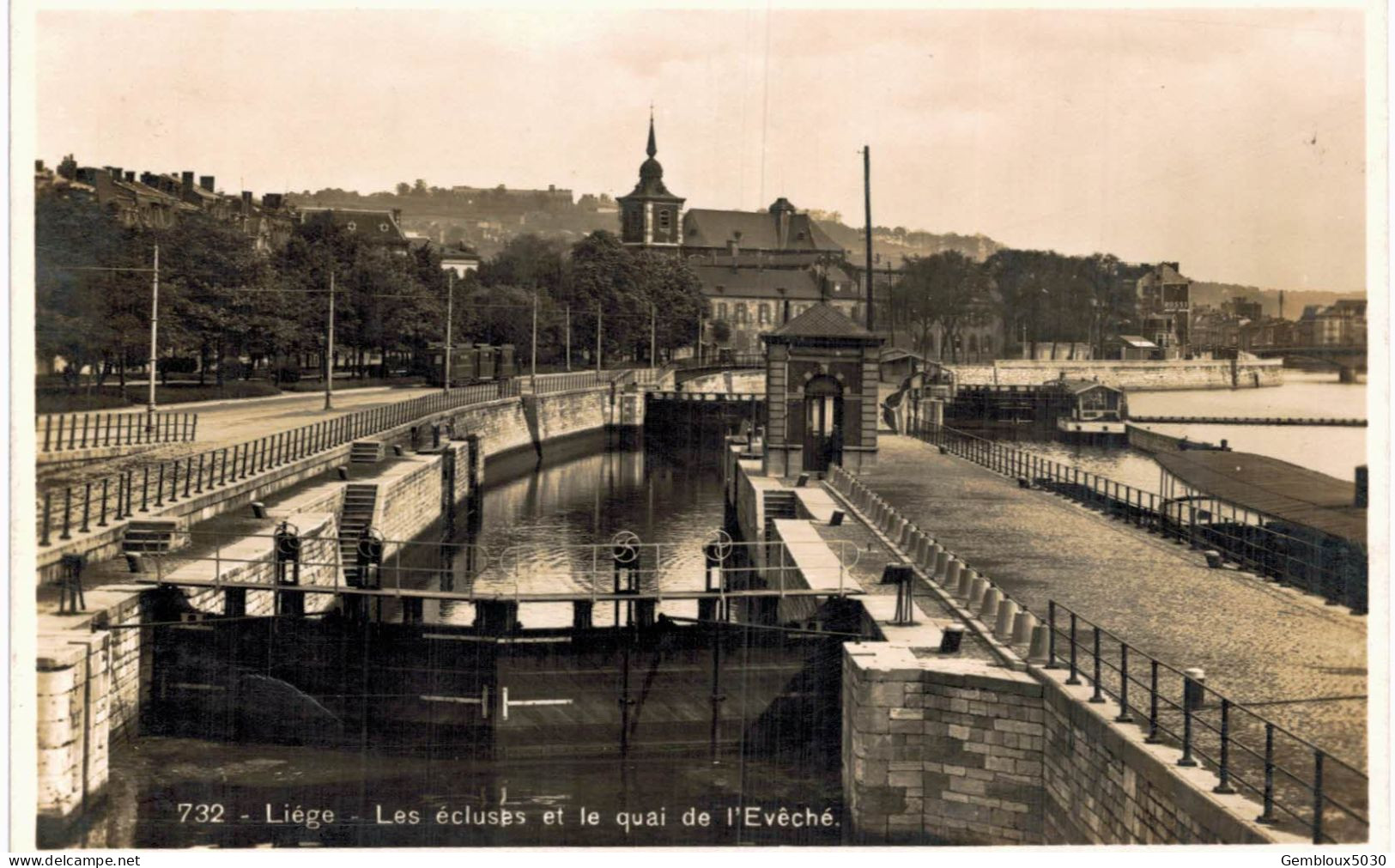 (01) Liège Ville lot de 10 cartes postales anciennes