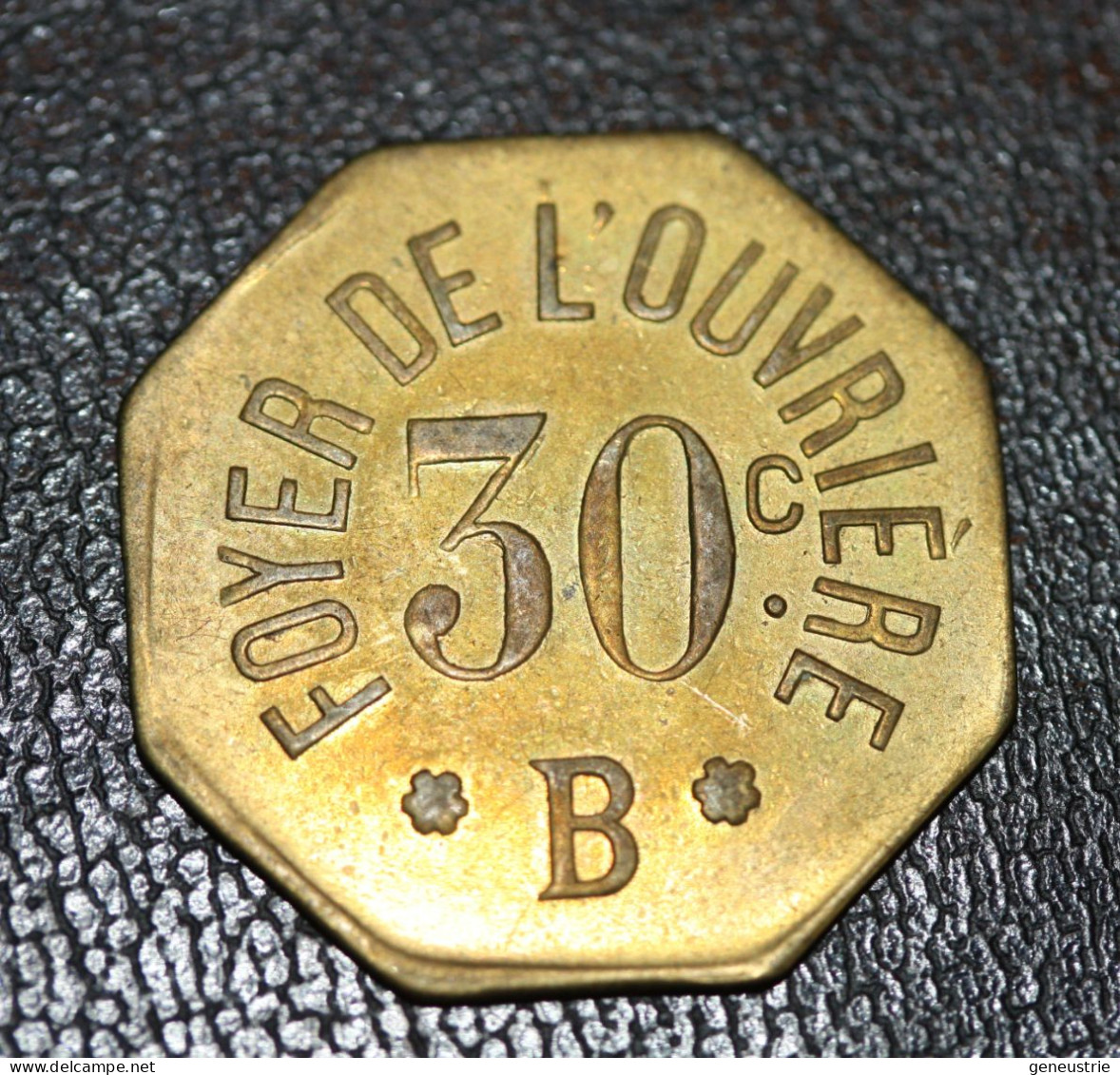 Jeton De Nécessité "30c / Foyer De L'ouvrière B (Paris)" - Monetary / Of Necessity