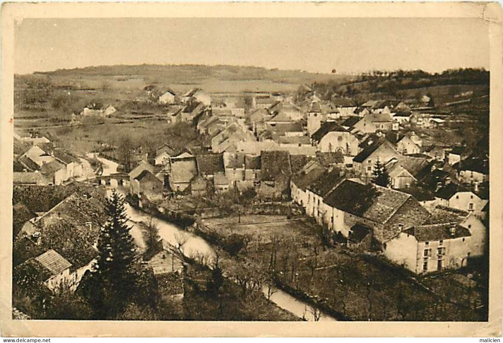 - Dpts Div.-ref-BN301- Haute Saône - Calmoutier - Vue Generale - Vallée De La Colombine - - Autres & Non Classés