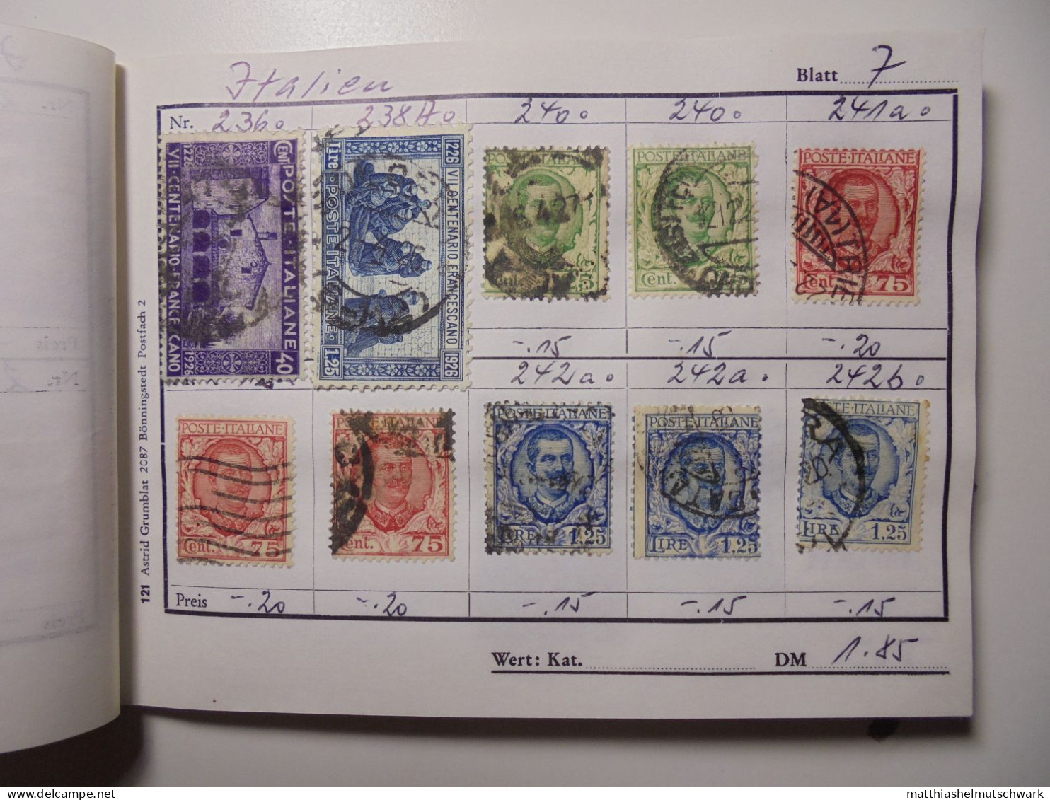 Auswahlheft Nr. 494 25 Blätter 214 Briefmarken  Italien 1879-1953/Mi Nr. 38-886, unvollständig € 100 StampWorld - Preis