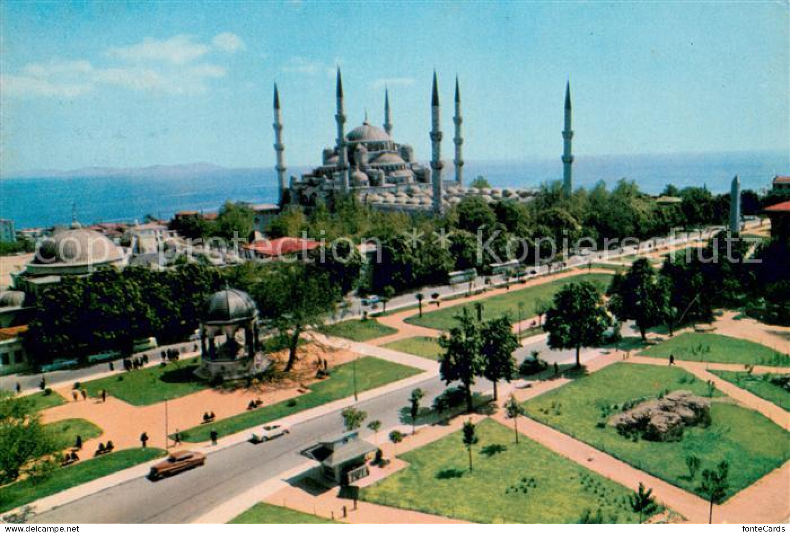 73691048 Istanbul Constantinopel Blue Mosque And The Park Istanbul Istanbul Cons - Turchia