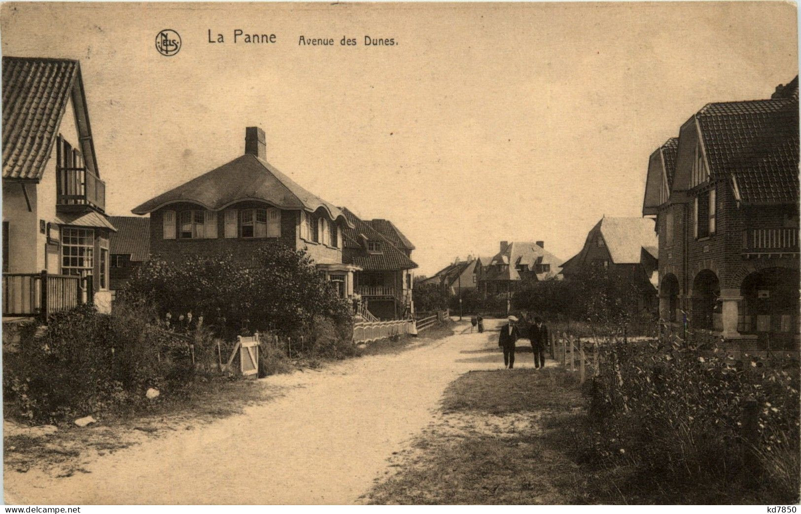 La Panne - Avenue Des Dunes - De Panne