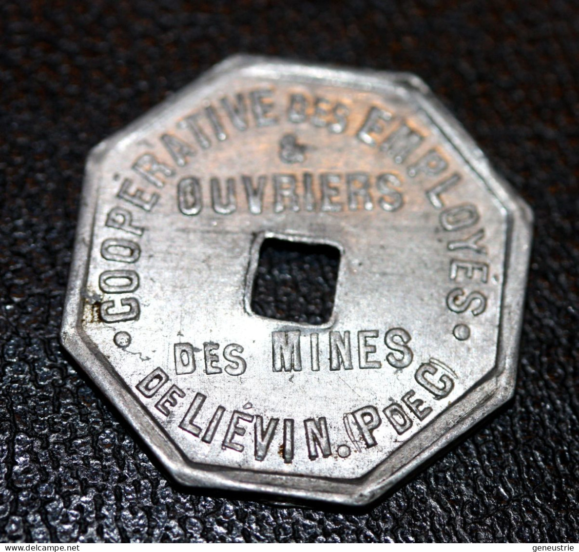 Jeton De Nécessité De Pain "Boulangerie 1922 Coopérative Des Employés & Ouvriers Des Mines De Liévin" Mining Token - Monétaires / De Nécessité