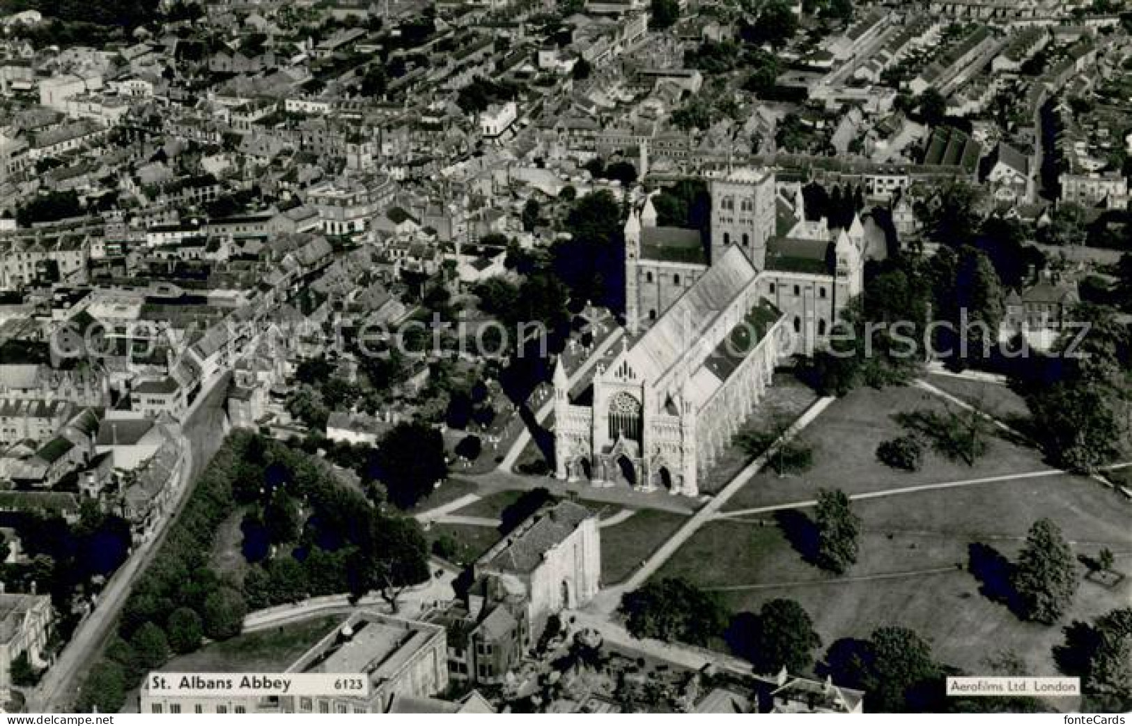 73688996 St Albans Abbey Aerial View St Albans - Hertfordshire