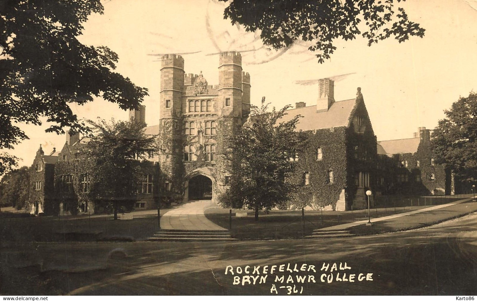 Bryn Mawr * Carte Photo * Bryn Mawr College , Rockefeller Hall * United States Usa - Altri & Non Classificati