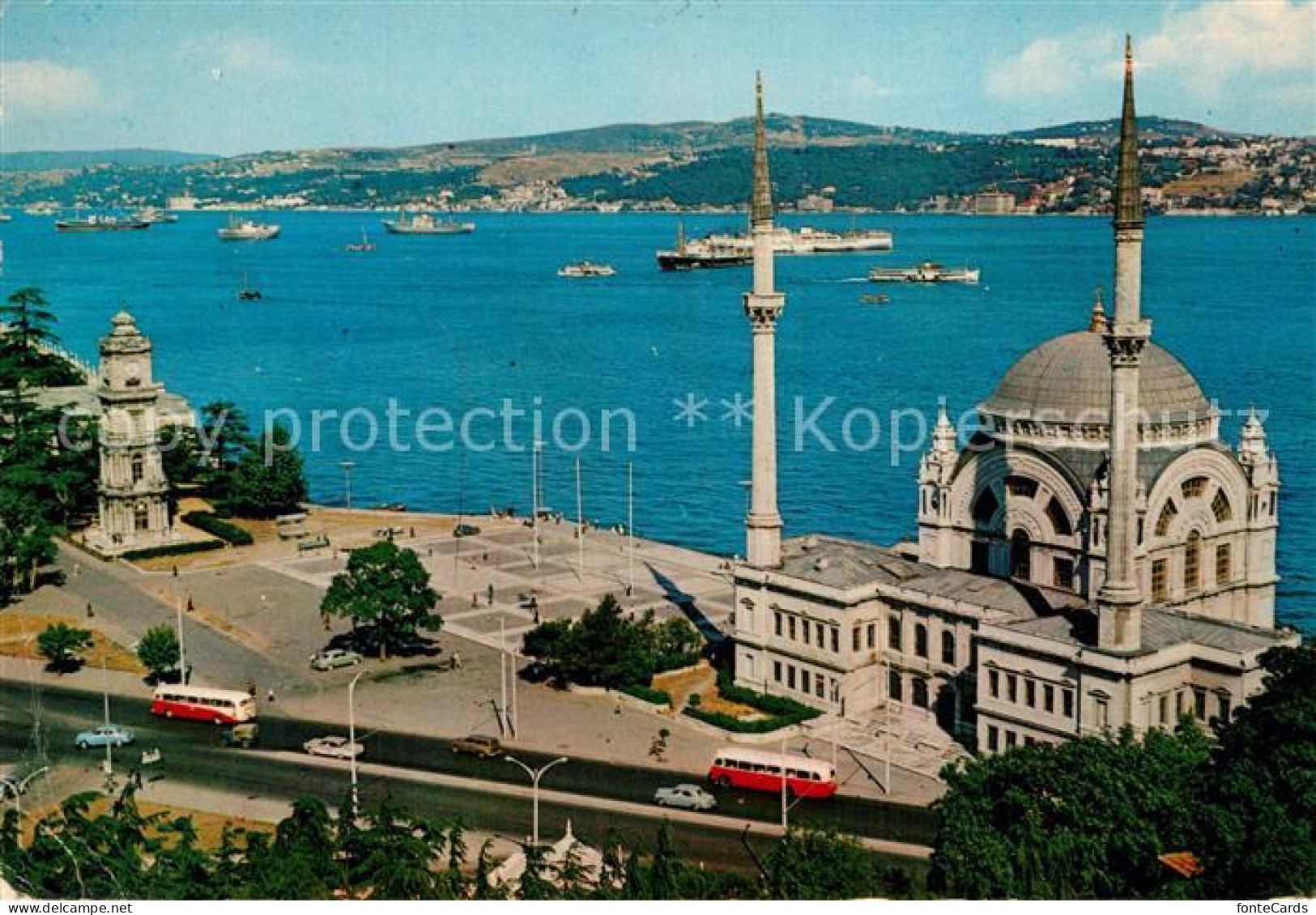 73563835 Istanbul Constantinopel Dolmabahce Deniz Muezesi Ve Bogaz Moschee Und B - Turquie