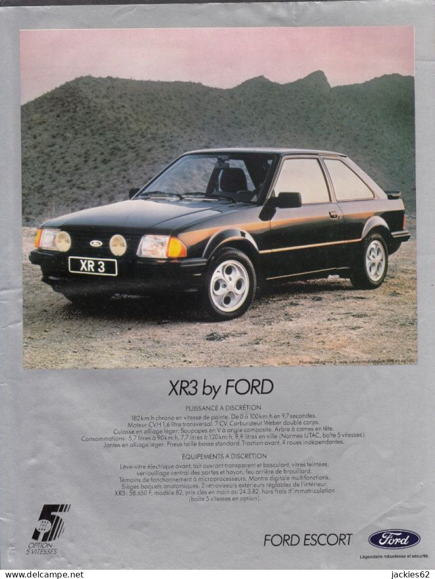 128783CL/ FORD ESCORT XR3, Page De Magazine Format 21/27,5 Cm - Werbung