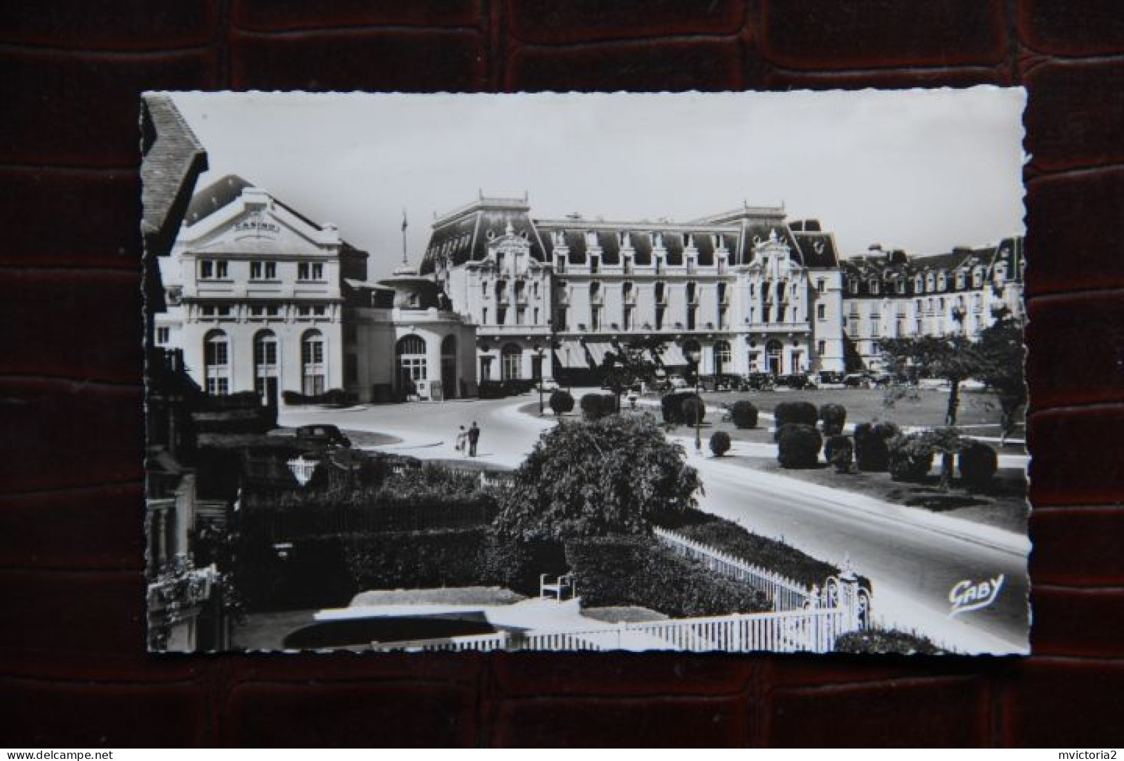 14 - CABOURG : Le Casino Et Le Grand Hôtel - Cabourg