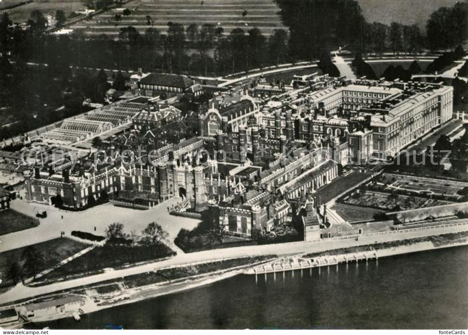 73301731 Richmond_upon_Thames Hampton Court Palace Aerial View  - Altri & Non Classificati