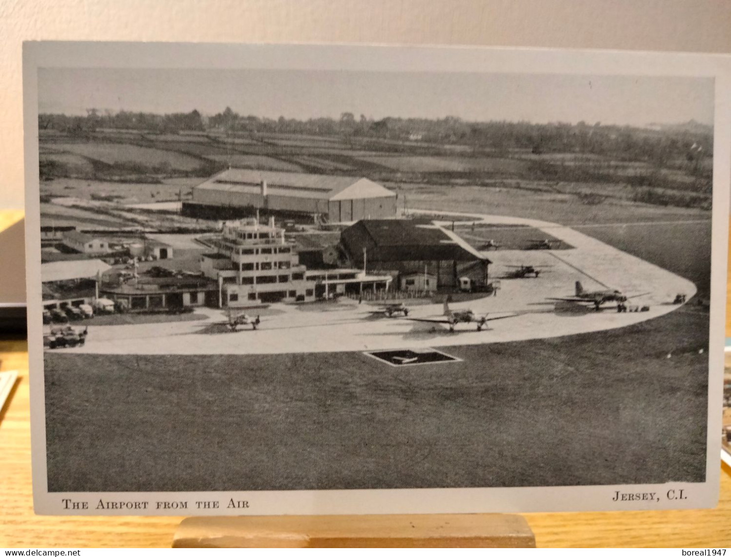 JERSEY. AIRPORT.  AÉRODROME - Vliegvelden