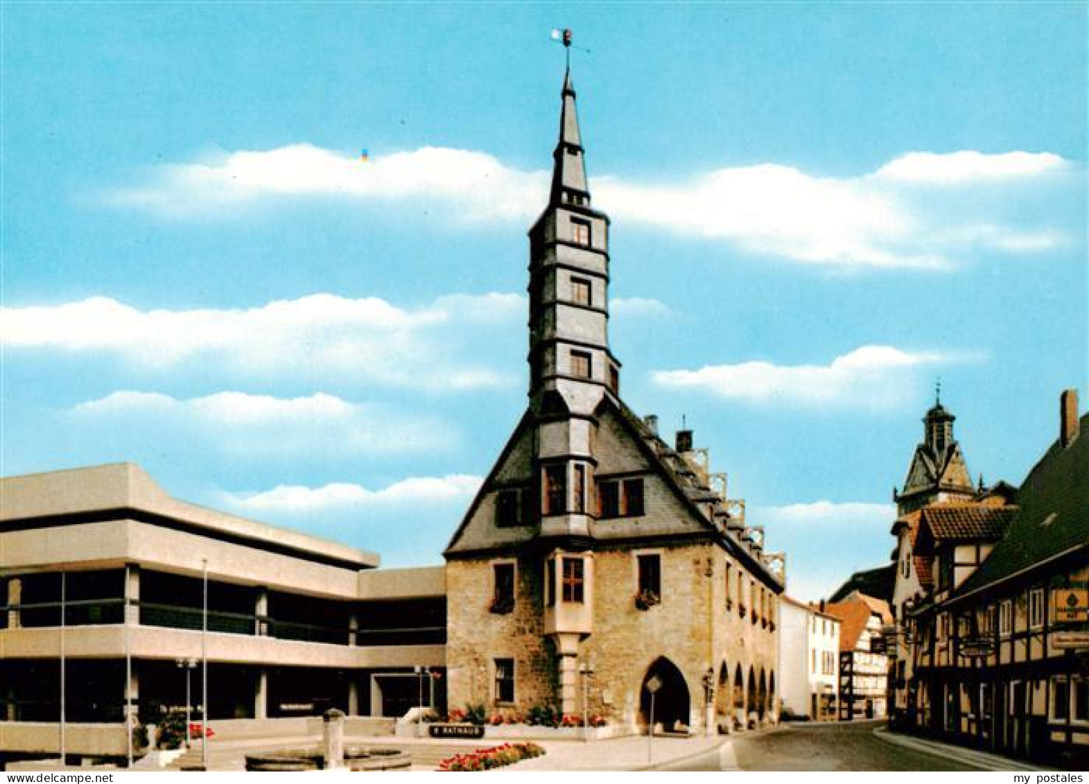73935543 Korbach Rathaus Mit Blick Zur St. Kilians-Kirche - Korbach