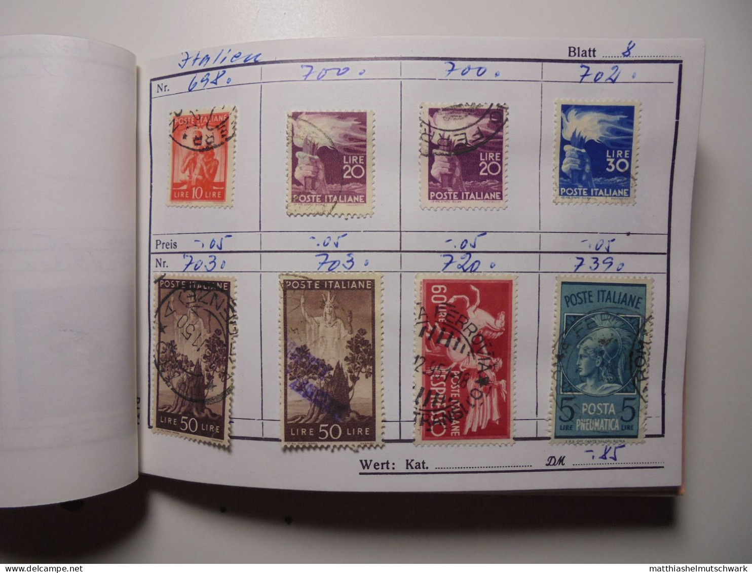 Auswahlheft Nr. 648 25 Blätter 202 Briefmarken  Italien ca. 1895-1961/Mi Nr. 69-1110, unvollständig Ca.
