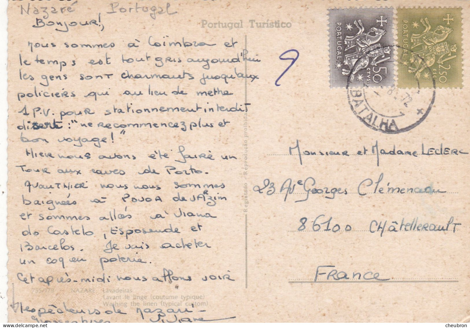 PORTUGAL.  NAZARE. COUTUME.  LAVADEIRAS. LAVANDIERES LAVANT LE LINGE. ANNEE 1972 + TEXTE + TIMBRES - Autres & Non Classés