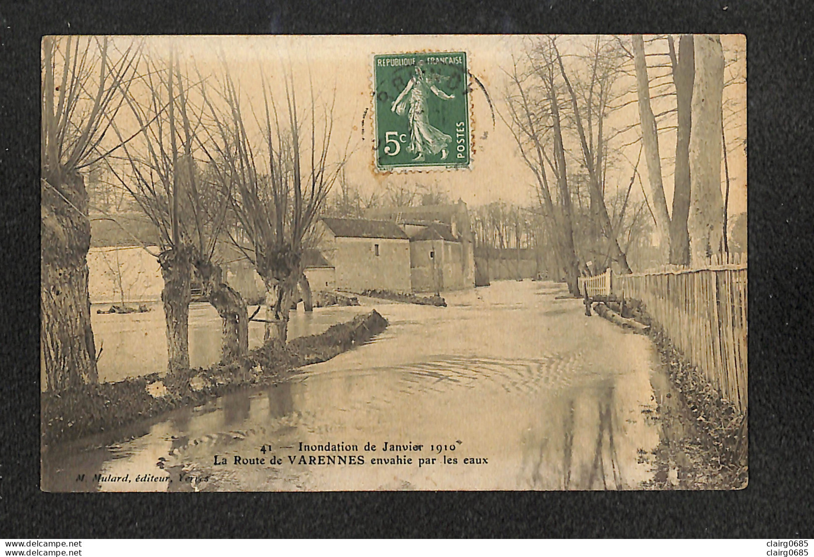 77 - COMBS LA VILLE - Inondation De Janvier 1910 - La Route De VARENNES Envahie Par Les Eaux - 1910? - RARE - Combs La Ville