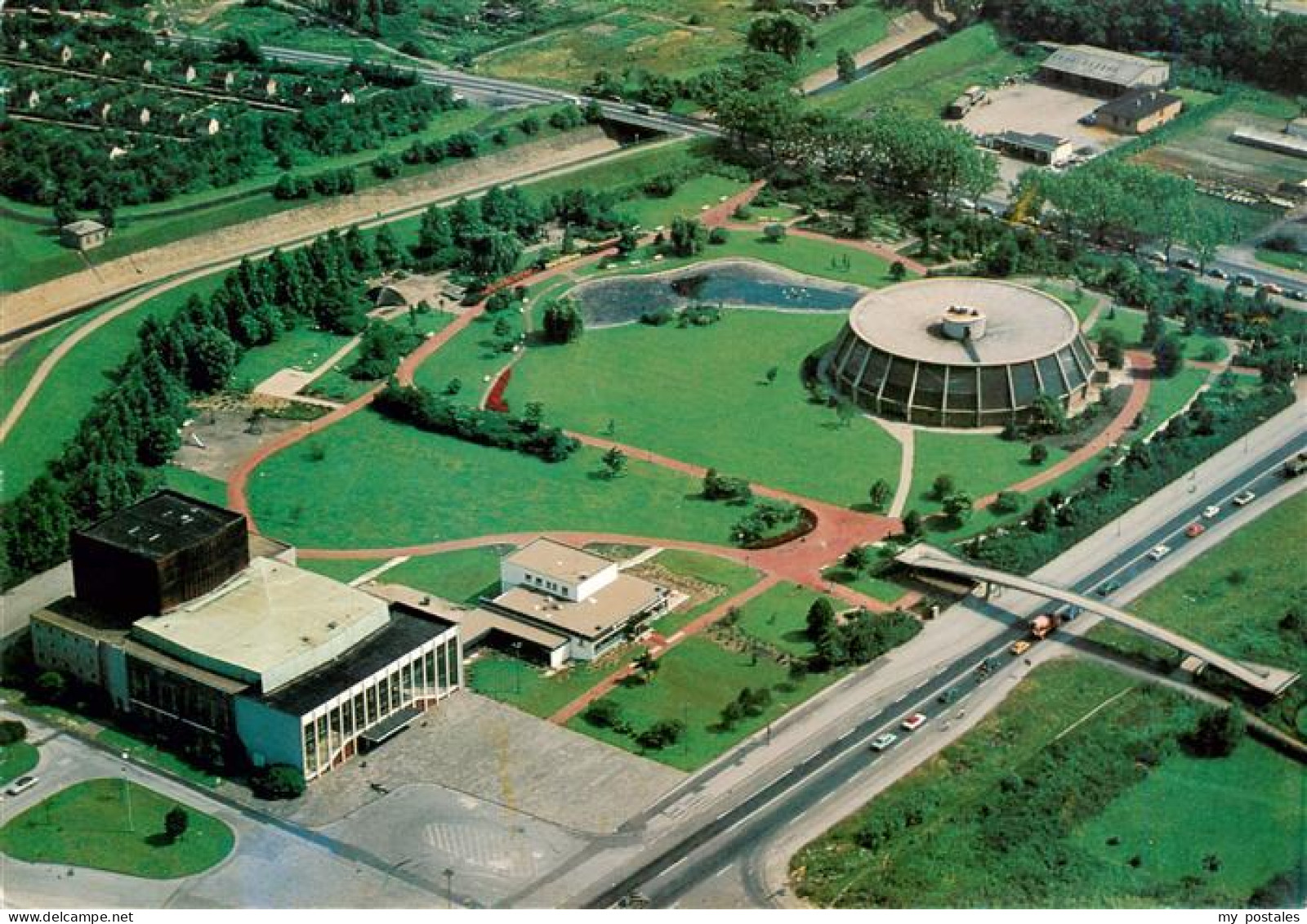 73936300 Luenen Fliegeraufnahme Theater Und Sporthalle Im Stadtpark - Lünen